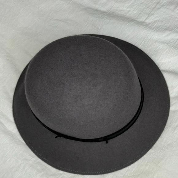 Designer Nine West Trench-style hat wool felt hat with faux leather fall  staple - Picture 7 of 13